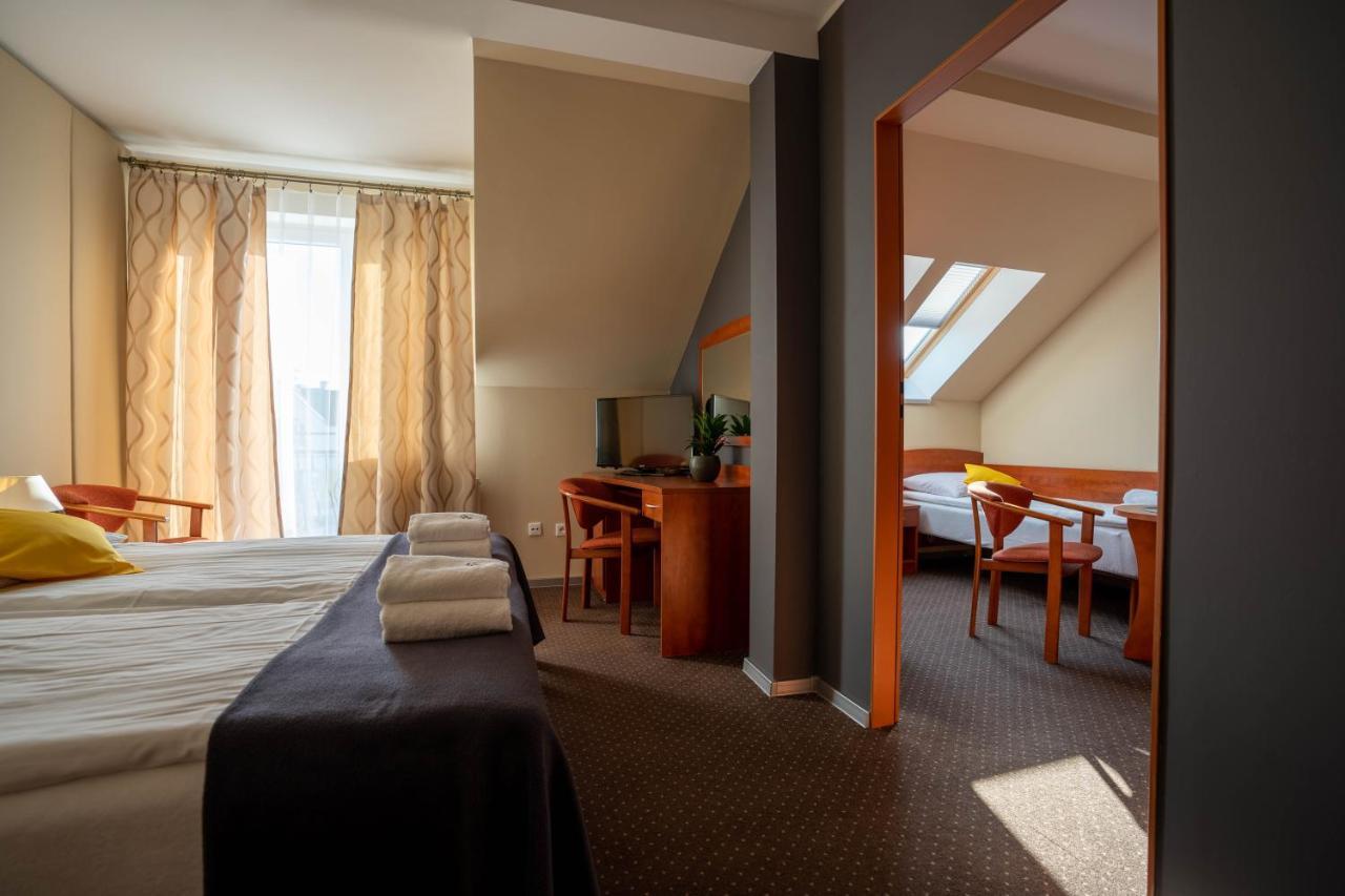 Tramontana Family & Wellness Hotel Darlowko Exterior foto